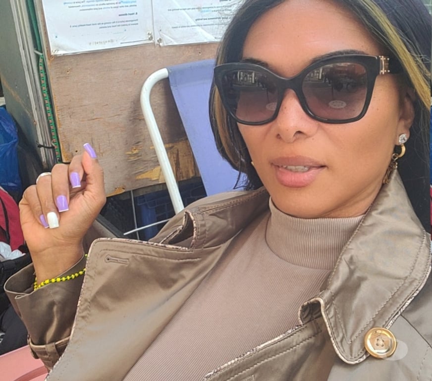 Trans Escorts South East London Brixton - South East London - Photos for TS Angel in Brixton expert masseuse PARTY PARTY