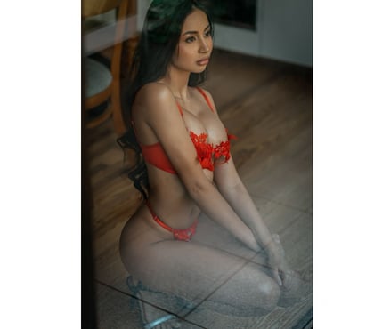Escorts Earl`s Court Station South West London - Photos for new stunning slim fit big boobs argentinean