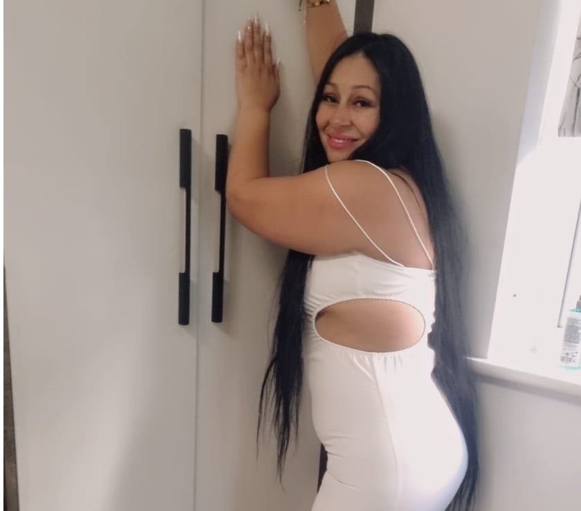 Escorts Feltham Hounslow - Photos for 😘hey Raysa just arrived big bum😘