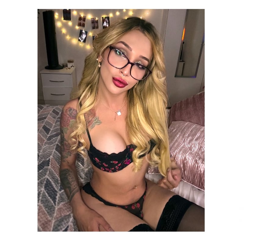 Trans Escorts West Midlands Coventry - Photos for Vivi * Hot Sexy Brazilian Blonde *