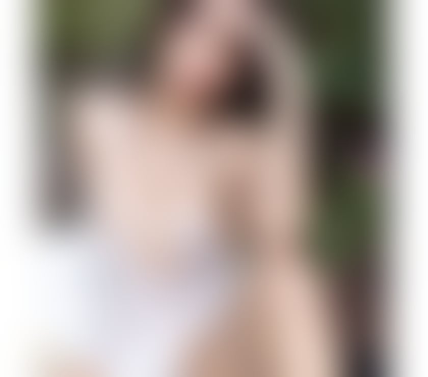 Escorts Bury Town Centre Bury - Photos for Thai girl hot new here