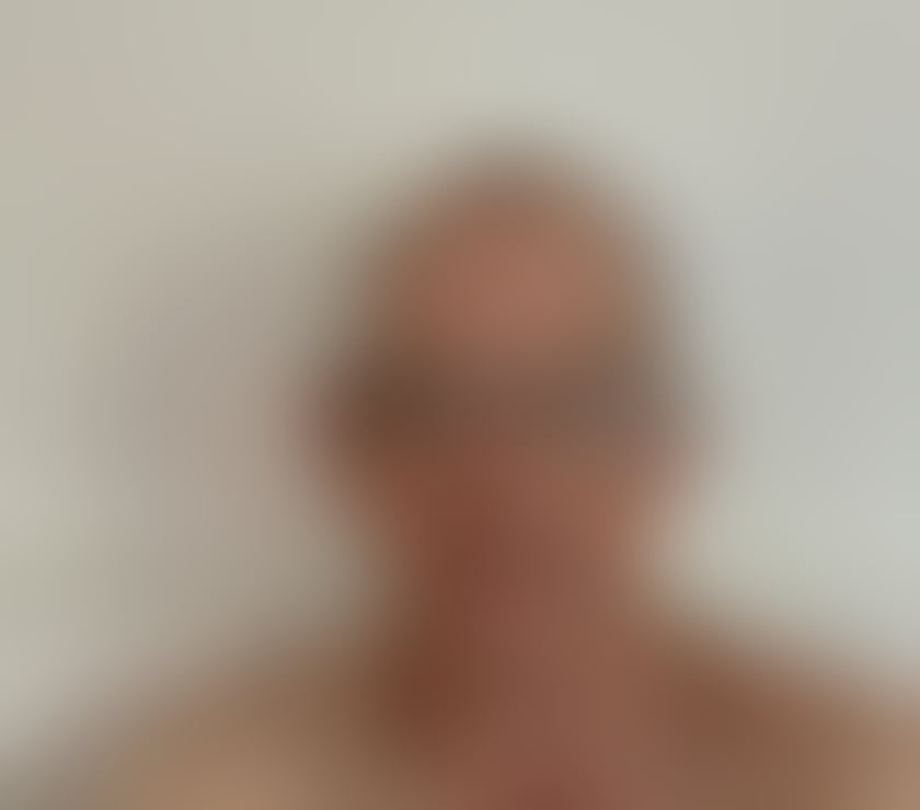 Swingers Community Cranleigh Waverley - Photos for A bi single male wants to explore his bi side