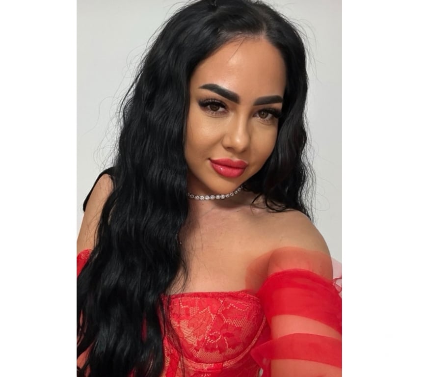 Escorts Bedfordshire Luton - Photos for Lara and massage