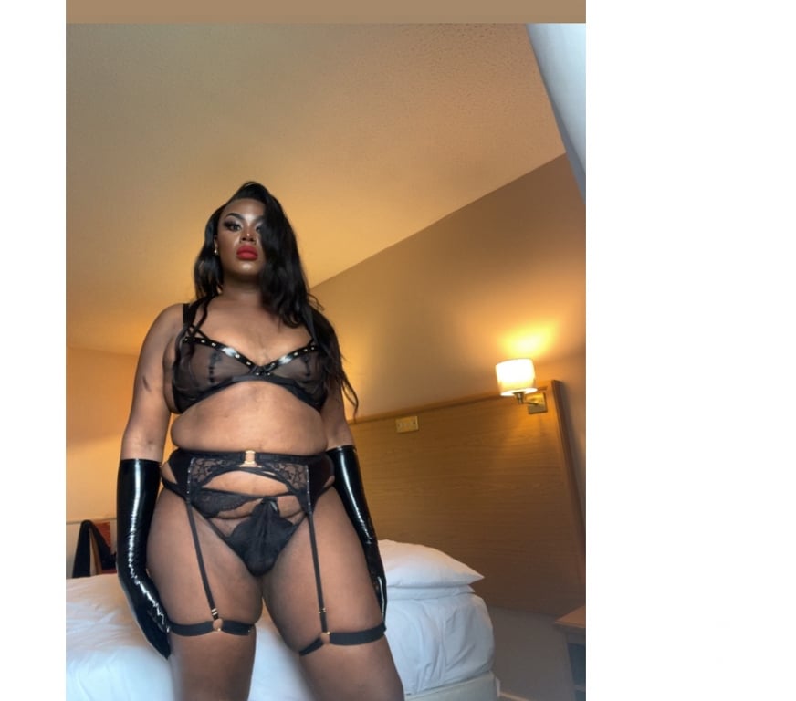 Trans Escorts Essex Thurrock - Essex - Photos for Sexy Trans Woman Gabby