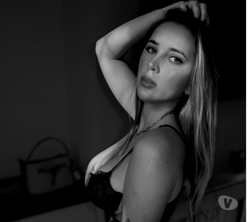 Escorts East London Havering - Photos for My name is Clara, I'm 22 years old, and I'm Brazilian.