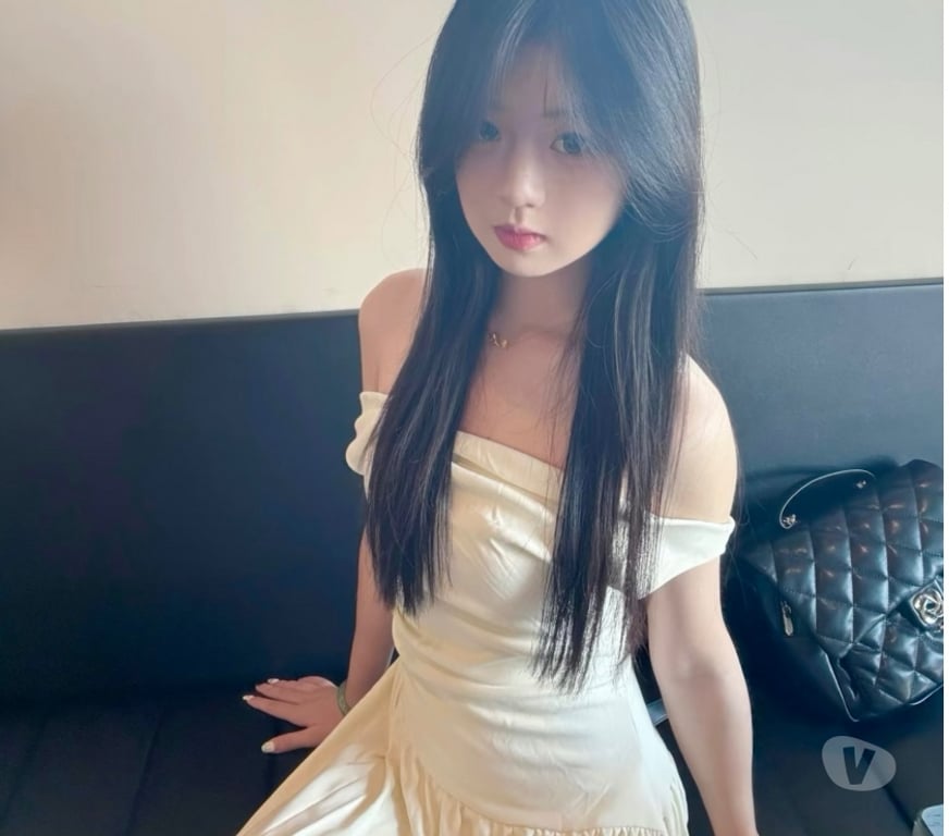 Escorts South East London Croydon - Photos for I am a gentle, kind, and generous Asian girl