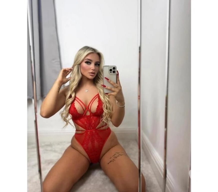 Escorts West Sussex Arun - Photos for Mia 💎 Luxury Blonde, Intense Vibes 😇😈