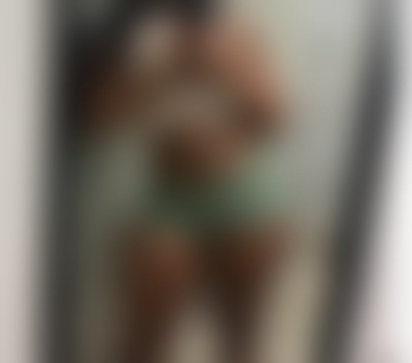  Escorts Abbey Road North West London - Photos for New in town fantasy and role play i