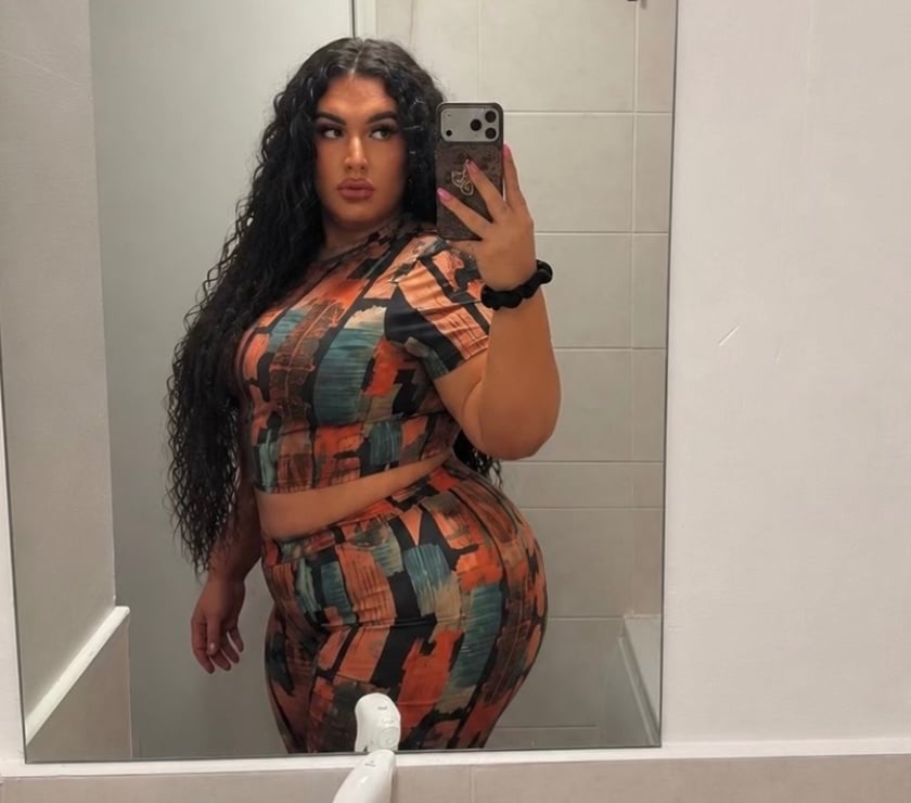 Transsexual Escorts Newham East London - Photos for AMELIA FAT ASS SNACK FOR U 🍑🧁🍭