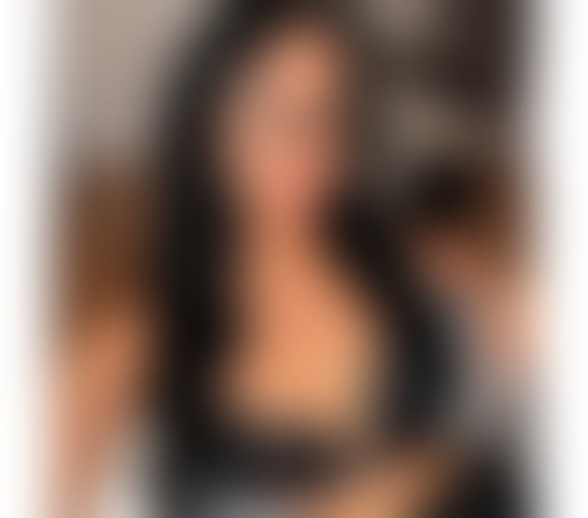  Escorts & Erotic Massage Woolwich South East London - Photos for Karola Brazilian🇧🇷 beauty party🔞