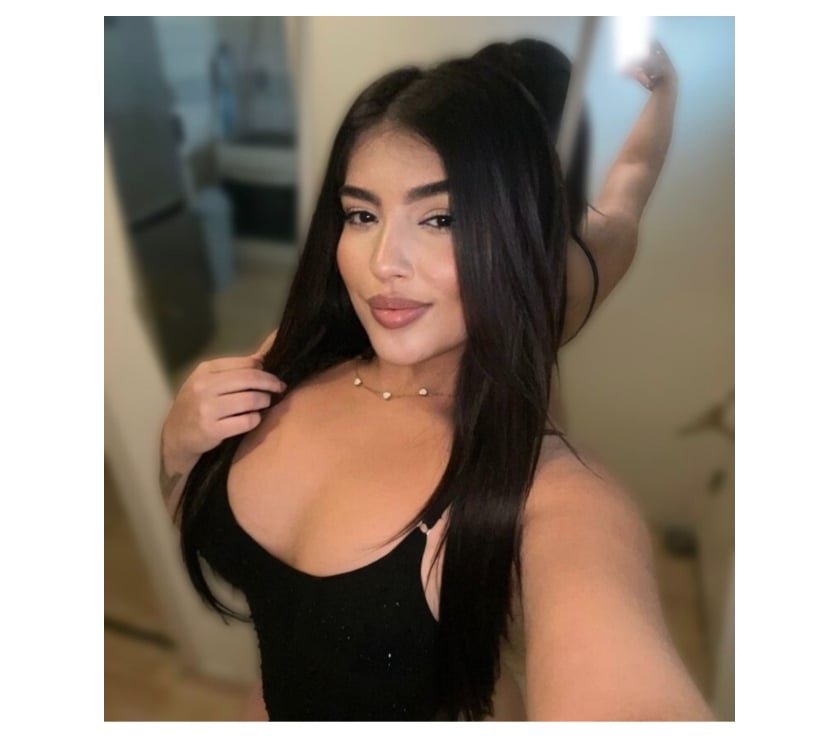  Escorts & Erotic Massage Woolwich South East London - Photos for Karola Brazilian🇧🇷 beauty party🔞