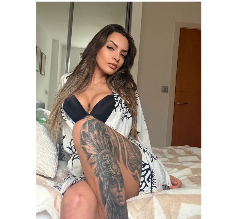 Escorts West Midlands Wolverhampton - Photos for KASSY BRANDÃO❤️‍🔥GIRLFRIEND🇧🇷 REAL 💯%
