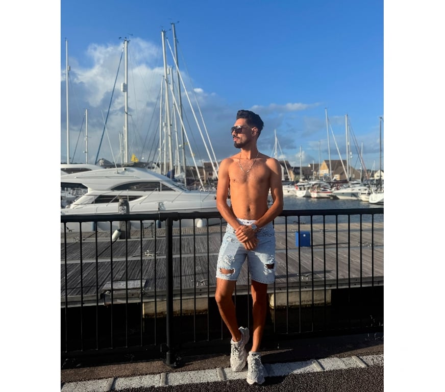  Gay massage Hampshire Portsmouth - Photos for 🔥😈🇧🇷HOT ANDREW NAUGHTY BRAZILIAN 🍑🍆🔥
