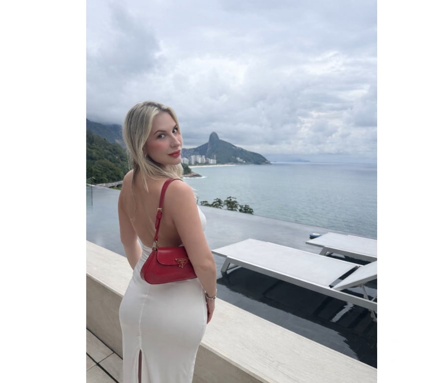 Escorts East London Canary Wharf - East London - Photos for ❤️ ALINA ❤️ PARTY & GFE 💖 100% NATURAL
