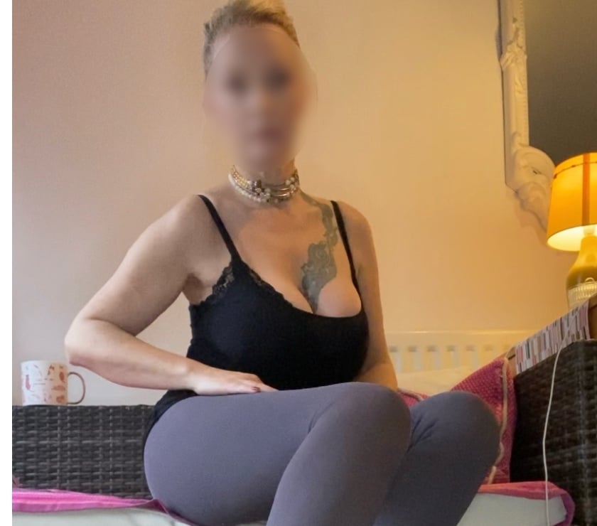 Escorts West Midlands Solihull - Photos for Queen fetish Constance