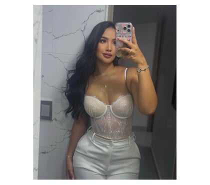 Photos for AMORA 🇨🇴🍑 PARTY GIRL NEW IN TOWN 🩷