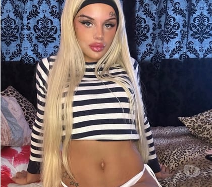 Transsexual Escorts Liverpool City Centre Liverpool - Photos for petite British TS roxxi