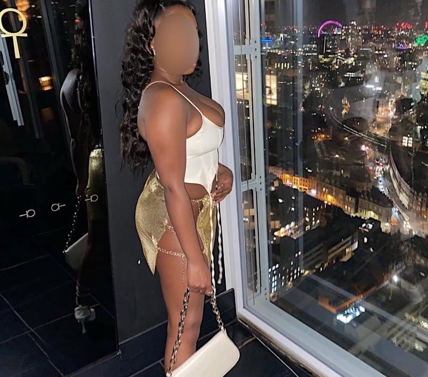Escorts Canary Wharf East London - Photos for Alaysia 💕🎀...Best Experience 🔥
