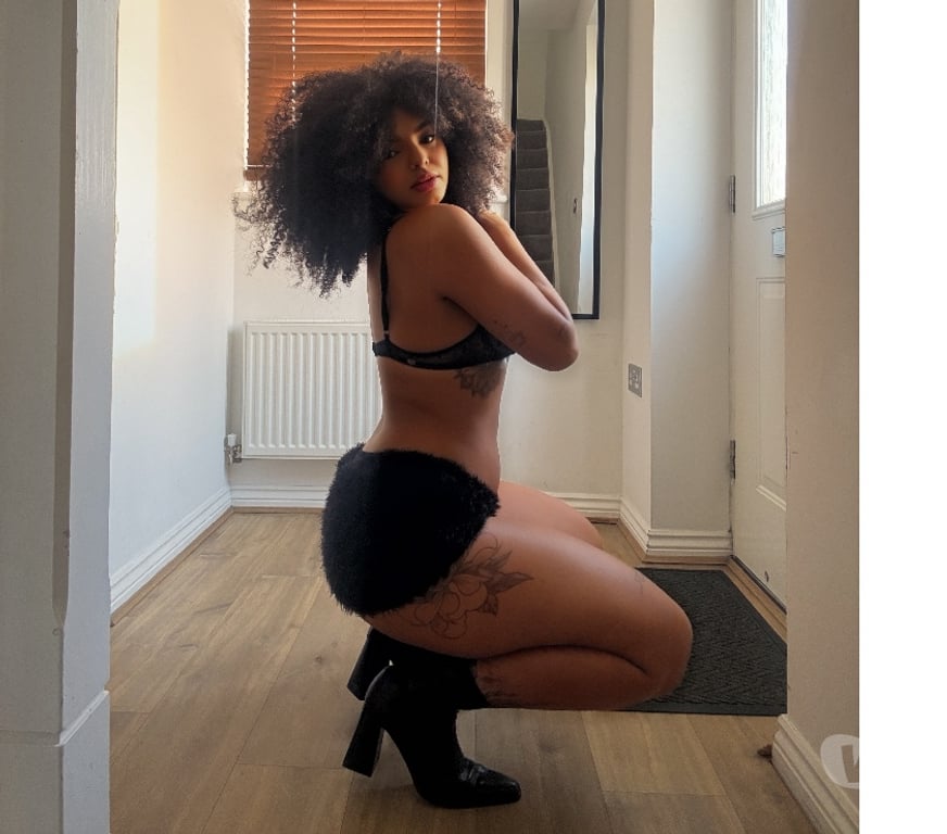 Escorts East London East Ham - East London - Photos for sol Hot Brazilian 🥂 Party Girl 💋GFE❤️