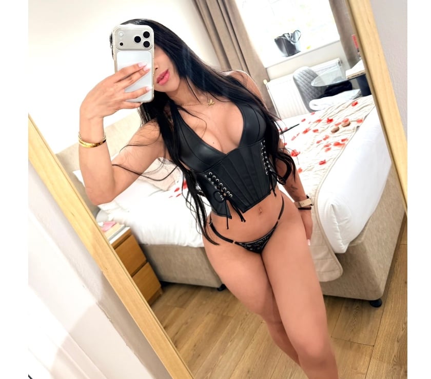 Escorts Epsom Epsom and Ewell - Photos for new Brazilian baby in the region 💋❤️‍🔥🌶️