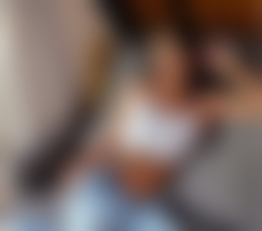 Escorts South West London Earls Court - South West London - Photos for MEL - Soft, Bold & Unforgettable ✨