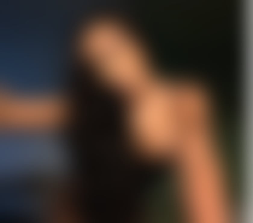Escorts South West London Tooting - South West London - Photos for MEL - Soft, Bold & Unforgettable ✨