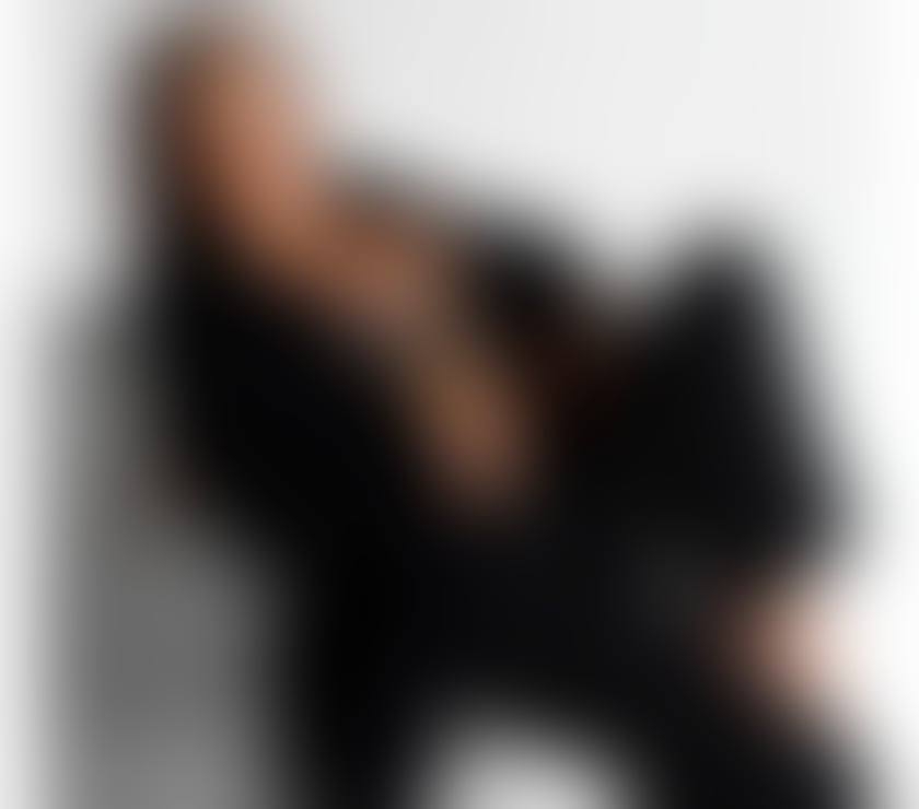 Escorts South West London Tooting - South West London - Photos for MEL - Soft, Bold & Unforgettable ✨