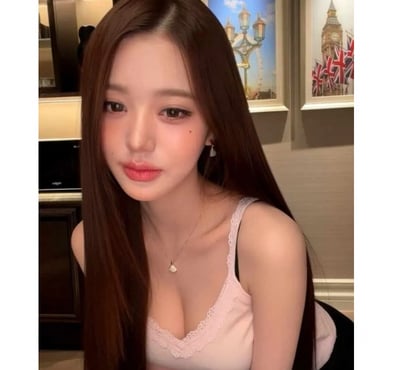 Escorts Woodford Green Redbridge - Photos for 🌸 Where Warmth Meets Desire🌸