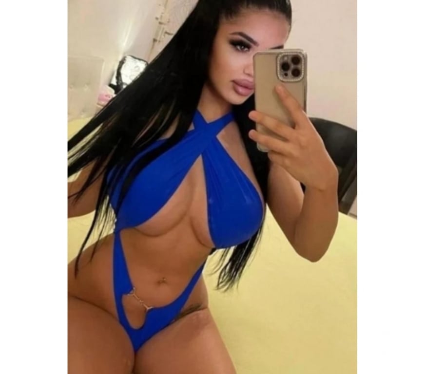 Escorts Staffordshire Stoke-on-Trent - Photos for NEW ARRIVAL FIRST TIME HERE INCALL OUTCALL