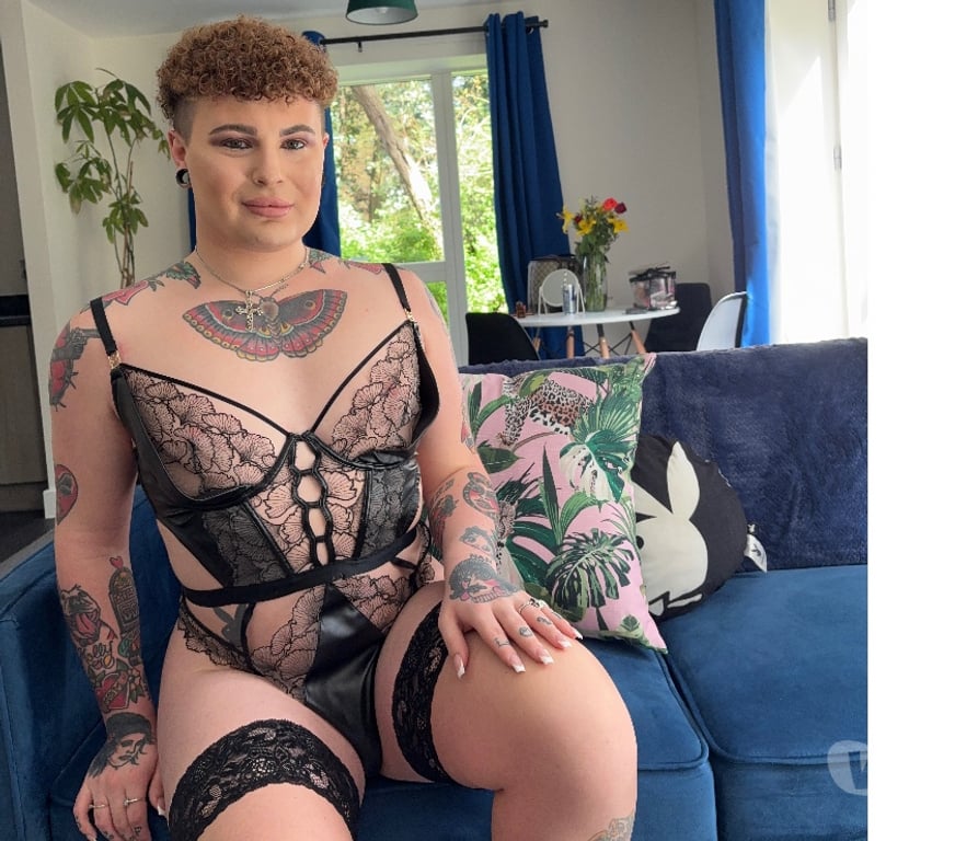 Trans Escorts West Yorkshire Leeds - Photos for LUXURIOUS FEMBOY🇬🇧 LS10 16th-20th