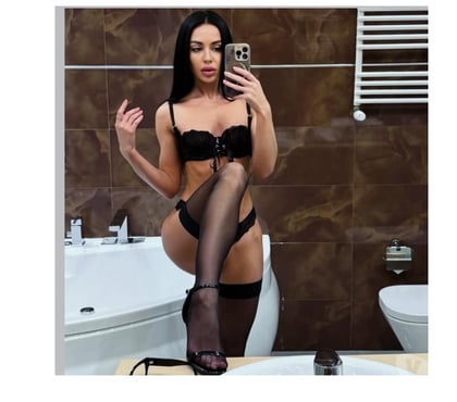 Escorts Worthing Town Centre Worthing - Photos for STOP HERE Are we going to have an amazing experience