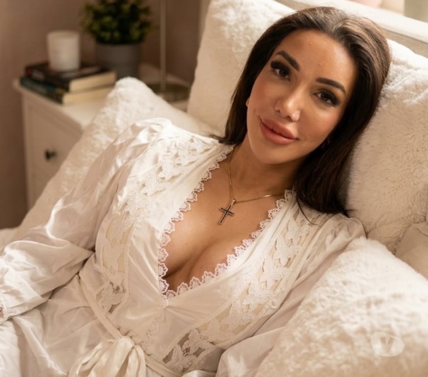 Trans Escorts East Sussex Brighton - Photos for Alicia , its my first time in Brighton 💋🥰