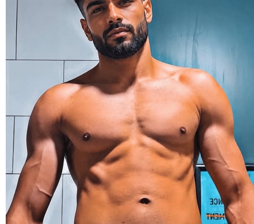Escort Leeds City Centre Leeds - Photos for Man available for women OUTCALL