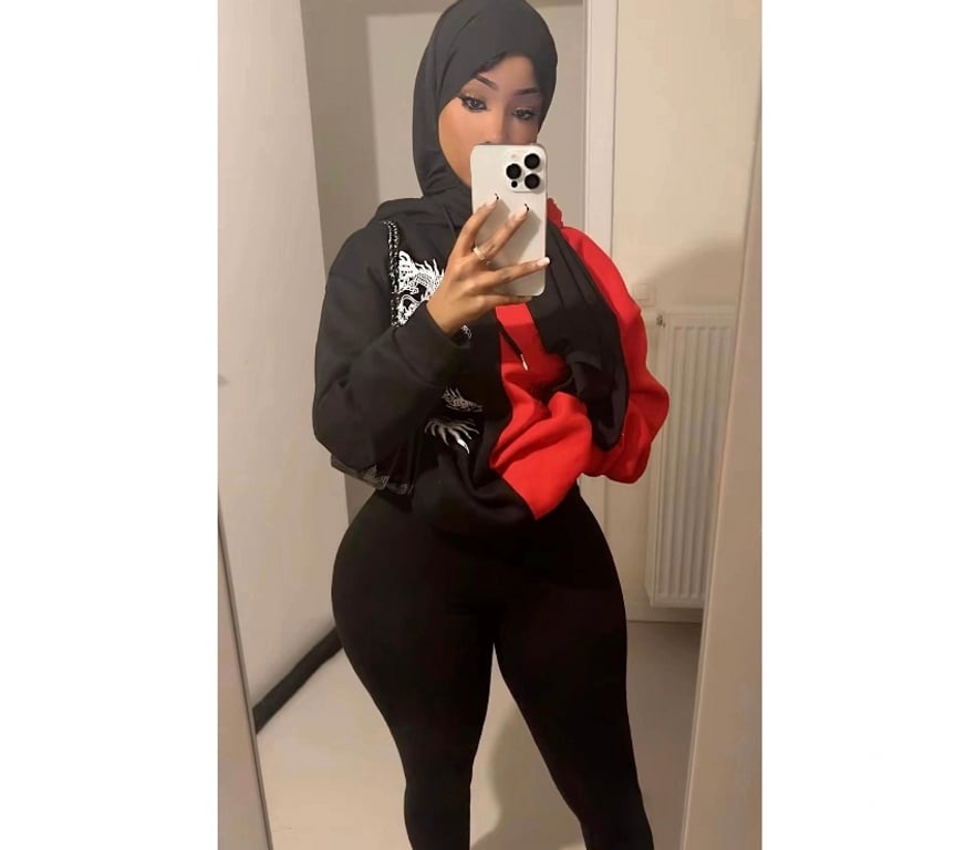 Trans Escorts East London Stratford - East London - Photos for Hijabi Trans Ilhan Somali