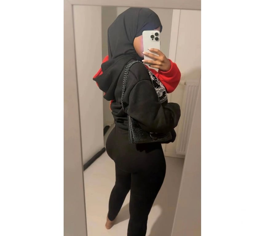 Trans Escorts East London Stratford - East London - Photos for Hijabi Trans Ilhan Somali