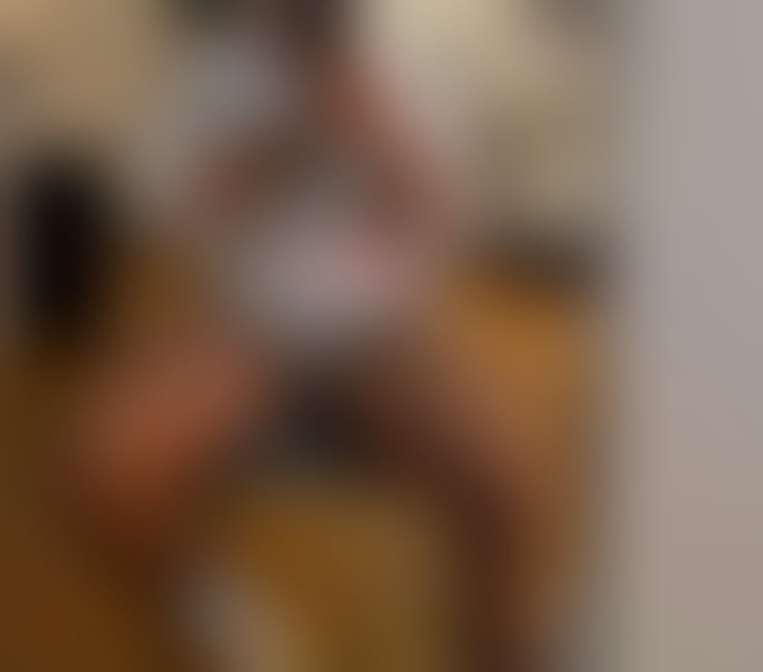 Transsexual Luton Town Centre Luton - Photos for Just outcall size 9 inch available party boy 👅