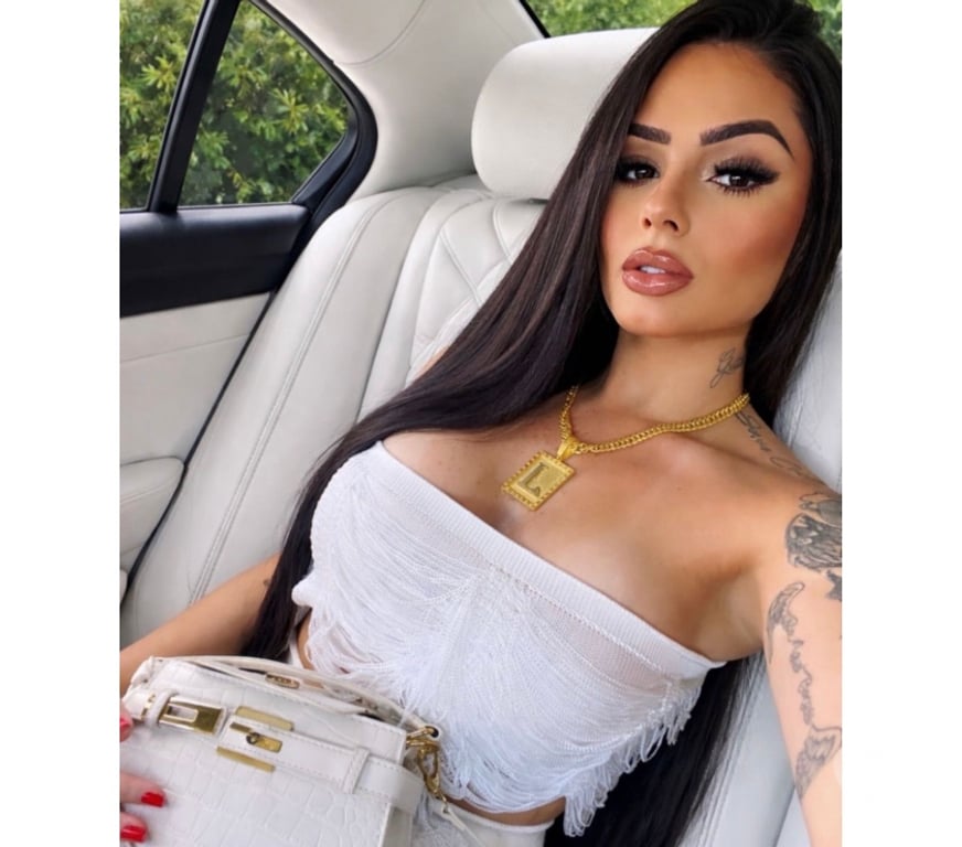 Escorts West London East Acton Station - West London - Photos for CHARMING, SEDUCTIVE WITH REAL PHOTOS 🇧🇷❤️‍🔥