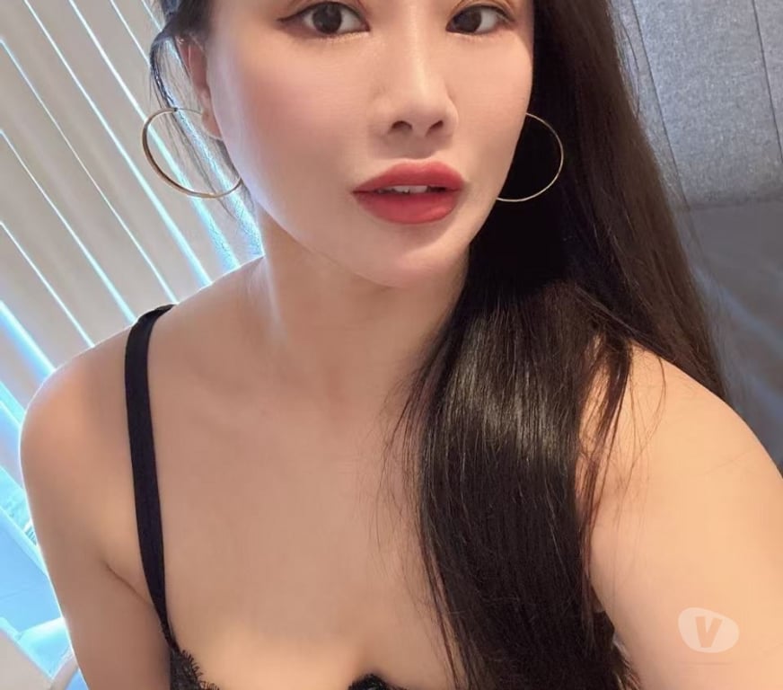 Escorts Greater Manchester Wigan - Photos for B2B, Massage, Stress Relief, Shower Together 