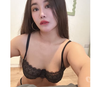 Escorts Leigh Wigan - Photos for Relaxing Massage, Shower Together
