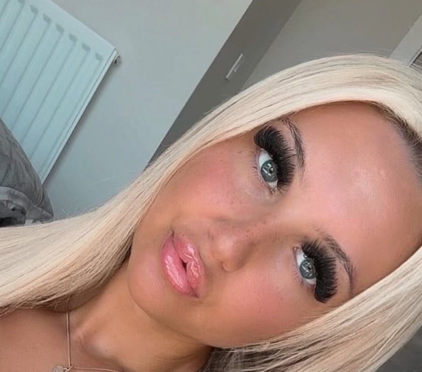 Escorts Aylesbeare East Devon - Photos for Elegant & Professional Social Companion