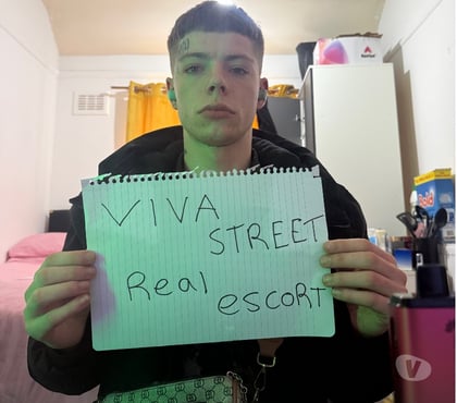 Gay Escorts Brighton City Centre Brighton - Photos for Daniam Latino Guy