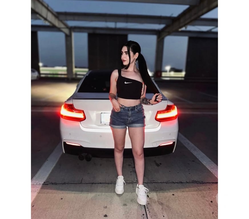 Escorts Surrey Elmbridge - Photos for Hi, I’m Anda and new around here Outcall