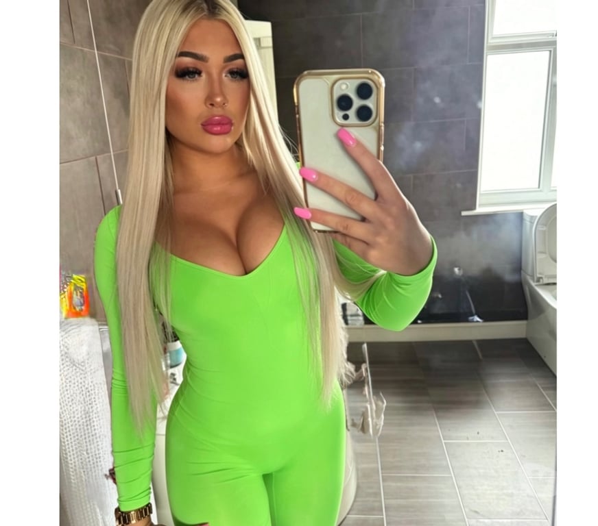 Escorts Surrey Reigate and Banstead - Photos for 24 🅷 🅿🅰🆁🆃🆈🔥BUSTY BLONDE🔥