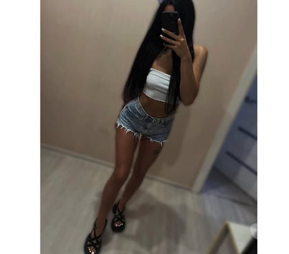  Escorts & Erotic Massage Beeston Leeds - Photos for Alessia🥰 party girl 🥂 New girl