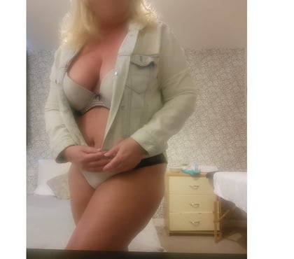  Escorts & Erotic Massage Leeds City Centre Leeds - Photos for Sweet Polish Vanessa
