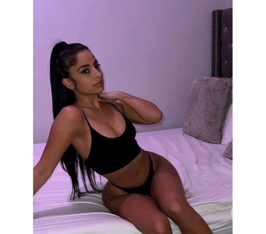 Escorts Nottinghamshire Nottingham - Photos for Hot girl Didi call me !party girl