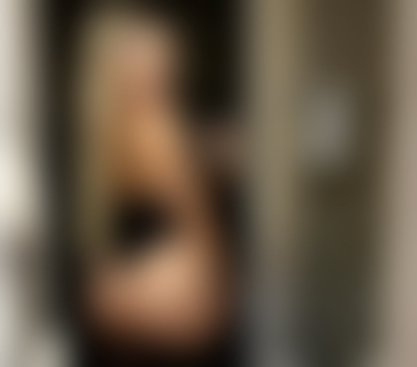 Escorts Redhill Reigate and Banstead - Photos for 🫦 NEW PARTY GIRL OUTCALL ONLY!🫦