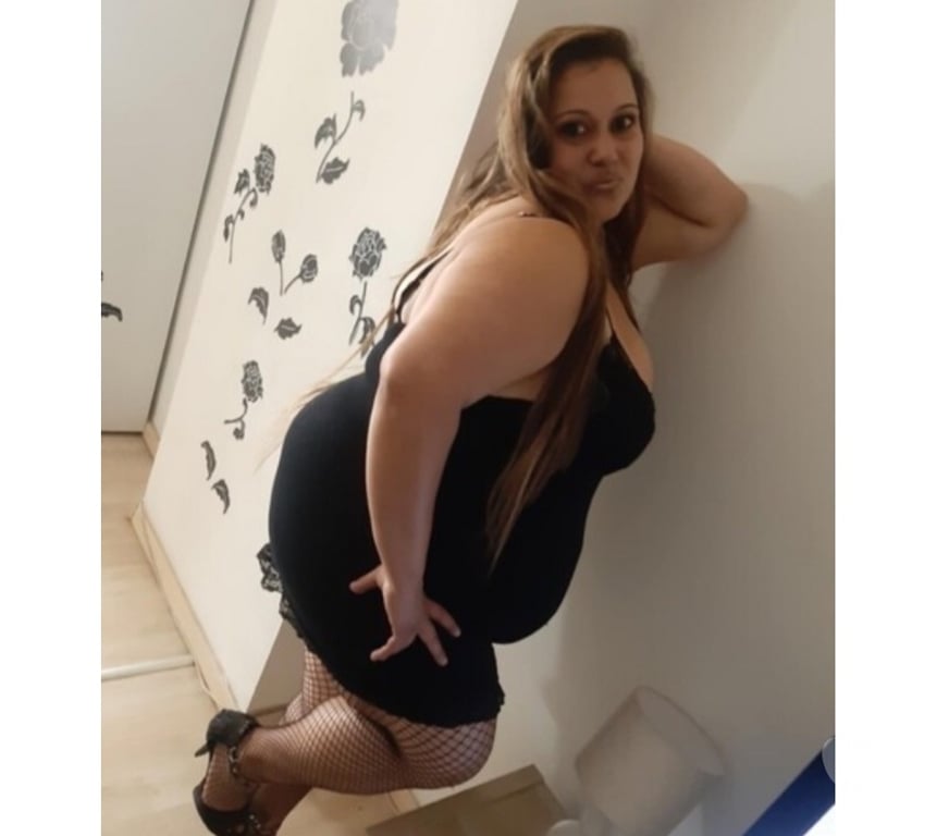 Escorts Slough Slough Town Centre - Slough - Photos for AMIRA BBW BEST SLOPPY OWO IN SLOUGH