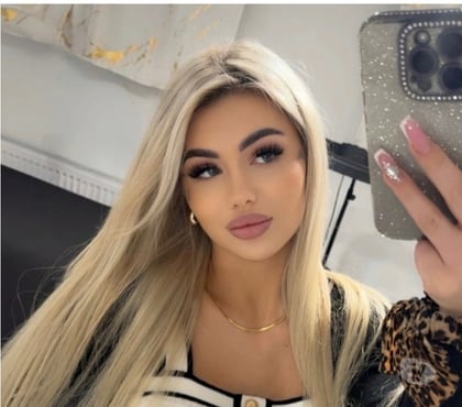 Escorts Glasgow Airport Renfrewshire - Photos for Elegant and Professional Social Companion