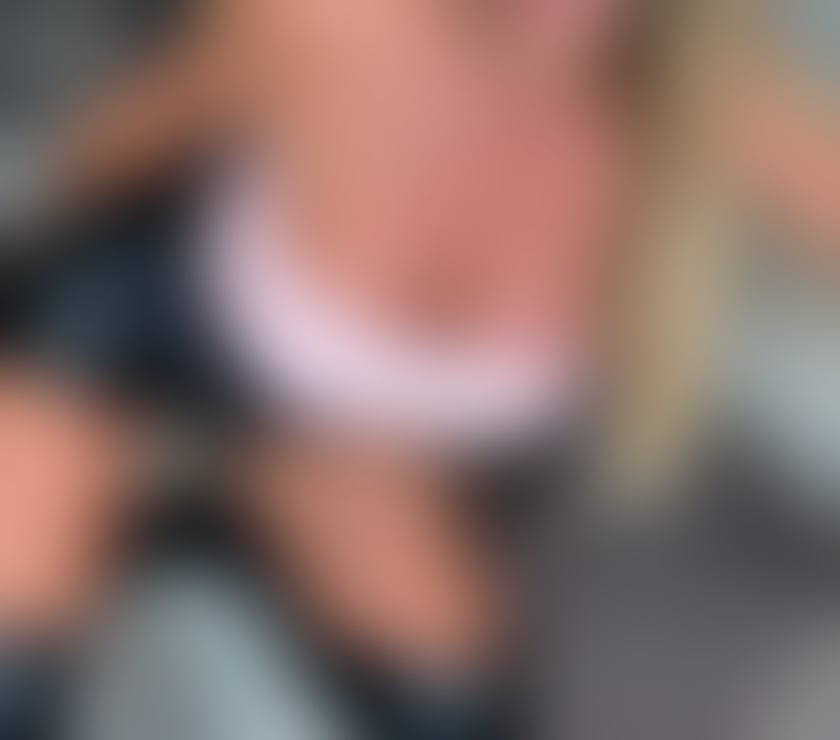 Escorts North London Turnpike Lane - North London - Photos for PARTY BLONDE MILF